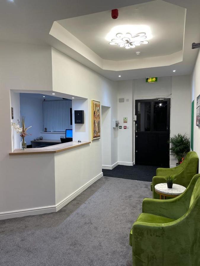 Dusties Hotel Rotherham Esterno foto
