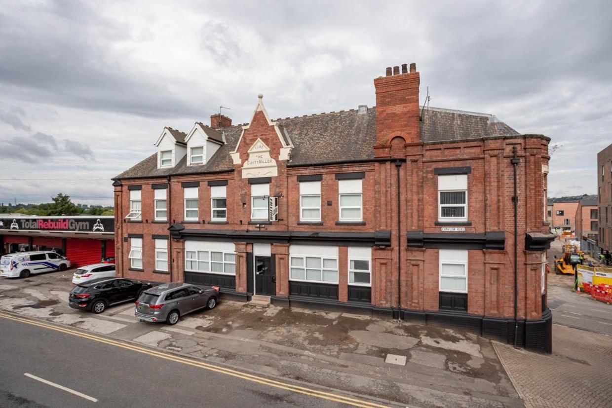 Dusties Hotel Rotherham Esterno foto